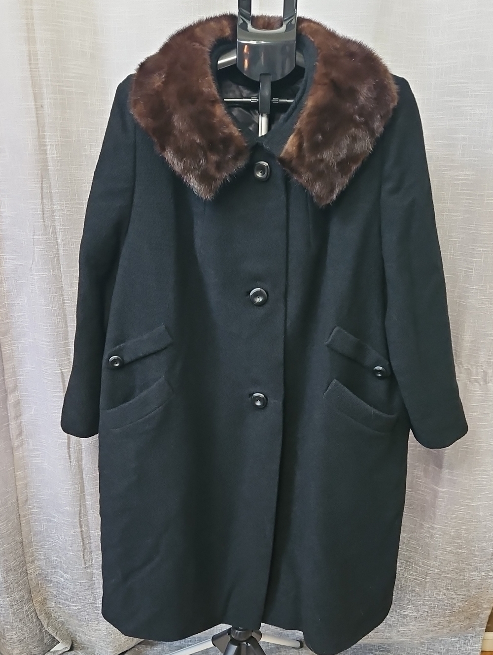 Vintage Michel Daniel Paris Black Wool & Real Fur Collar Coat